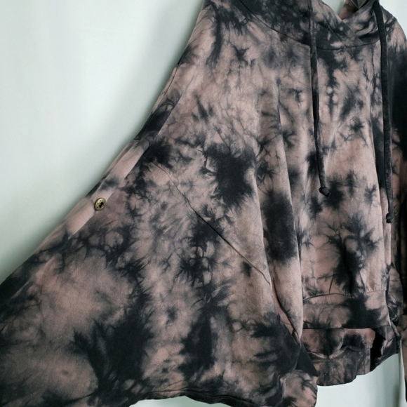 YFB tie dye hoodie sweatshirt Activewear - Picture 2 of 6